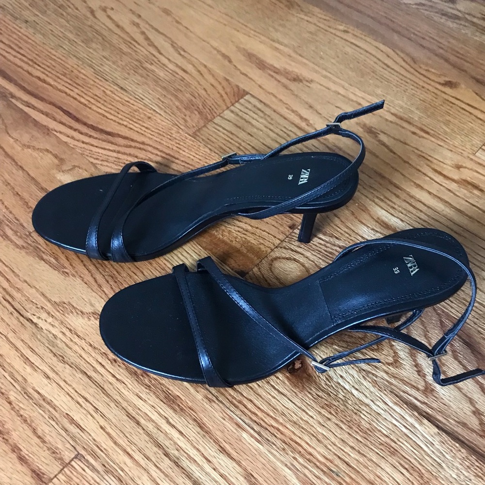 Zara Black Leather Strappy Sandal